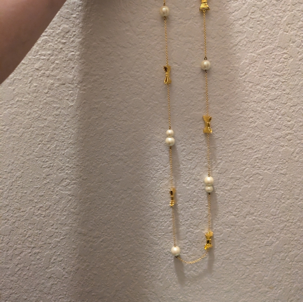 Kate Spade Gold Bow/Pearl Necklace and Matching Earrings Set - Picture 3 of 4